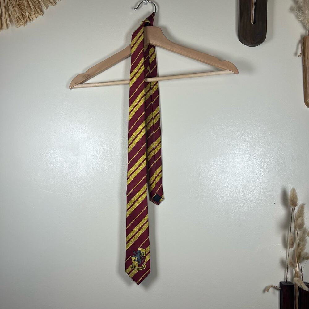 Harry Potter Gryffindor neck Tie Maroon Gold Costume